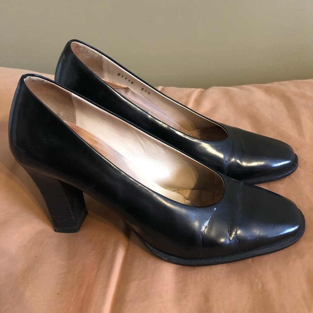 USED ROSSINI Black High Heels Shoes. Size 37.5